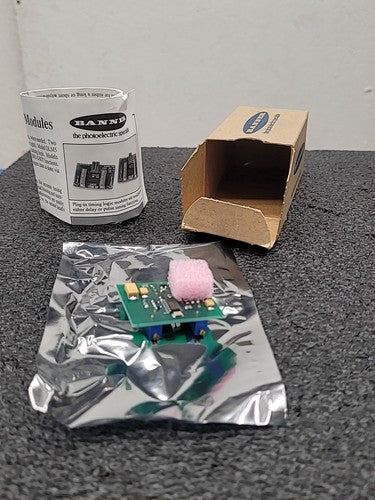Banner OLM8 27099 Omni-Beam Delayed One Shot Logic Module Timing Board