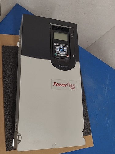 Allen Bradley PowerFlex 755 VFD AC Drive 20G11ND065AA0NNNN 2021 50HP 37kW 480VAC