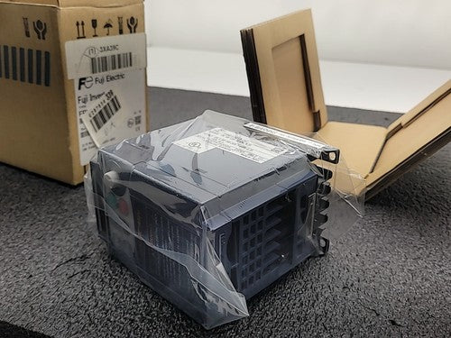 Fuji Electric FRNF50C1S-6U FRENIC Mini VFD AC Inverter Variable Frequency Drive