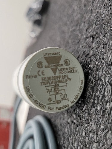 Carlo Gavazzi EC3025PPAPL Capacitive Proximity Sensor TripleShield M30 Switch