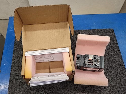 Eurotherm Schneider 3216 Process Control Digital PID Temperature Controller