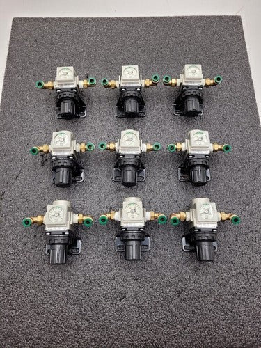 Lot of 9 SMC AR20-N02E-1Z Regulators w/ Mounting Brackets 0-30 PSI 1/4" Fittings