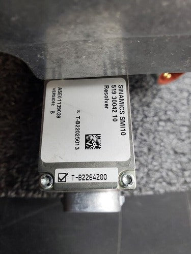 Siemens 1FK7042-5AF21-1UA0 AC Servo Motor Apex AER090 5:1 Right Angle Gearhead