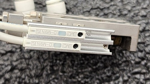 SMC 11-MXJ8L-10C Slide Table Clean Room MXS/MXJ Guided Cylinder w/ D-M9N Sensors