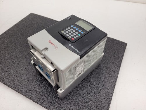 Allen Bradley 20AD5P0A0AYNNRNN /A PowerFlex 70 480V 3HP AC VFD Motor Drive