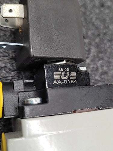 Numatics NAF252004N14AF Pneumatic Solenoid Poppet 3 Way Valve 24-145 PSIG 24V