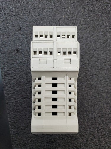Euchner CES-AR-AES-12, CESARAES12  Safety Unit DIN Rail 4x Safety Relays