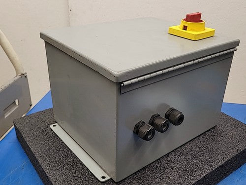 SCE SCE-12108CH Industrial Control Panel Enclosure Type 12 w/ On Off 12"x10"x8"