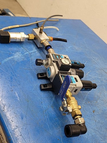 MAC 65A-SA1-DAAJ-1KD Solenoid Valve Manifold Wilkerson Pneumatic Filter Lot of 3