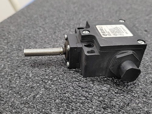 Pizzato FX 320-K72 Limit Switch Position Sensor Ue 250V Ith 4A PG13.5 Lot of 2