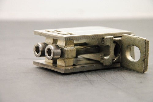 3x ABB OZXB4 Cable Ground Strain Relief Clamps 2/0 AWG up to 350MCM