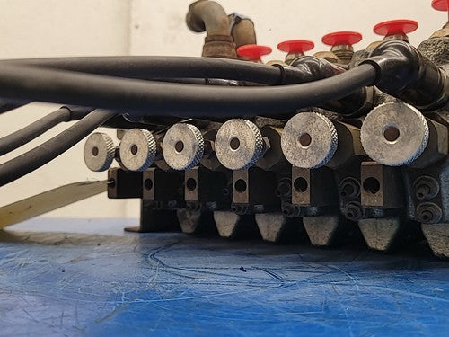 Parker Pulsar Hydraulic 6 Valve Stack Manifold VPL244 Assembly 100670985 Unit C