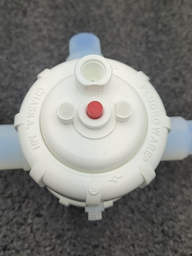 Fluoroware Fluidic Manifold Housing PFA White Plastic 3 Way Pneumatic Valve