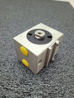 Compact Dual Acting 10mm Stroke 16mm Piston 40mm Bore Pneumatic Cylinder