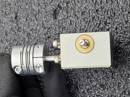 Oriental Motor AC Servo NXM45A ONDRIVES RW3-20 20:1 Right Angle Gear Reducer