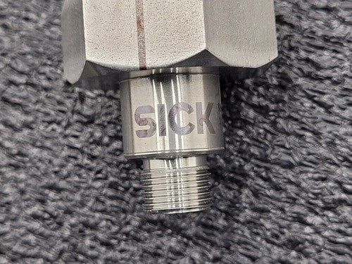 SICK MHF15-21NG1PSM Fluid Level Sensor MHF15 Optical Switch 1052237 w/ Cable