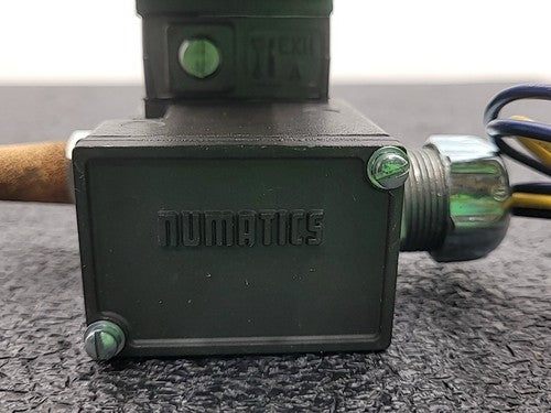 Numatics 153SS4SWBM Solenoid Valve w/ 225-372B Coil 24VDC Pneumatic