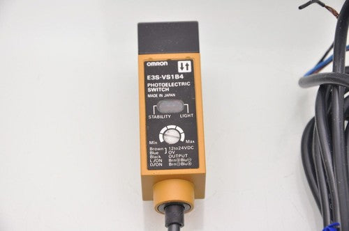 Omron E3S-V1B4 Photoelectric Switch 12-24V DC PLC NIB