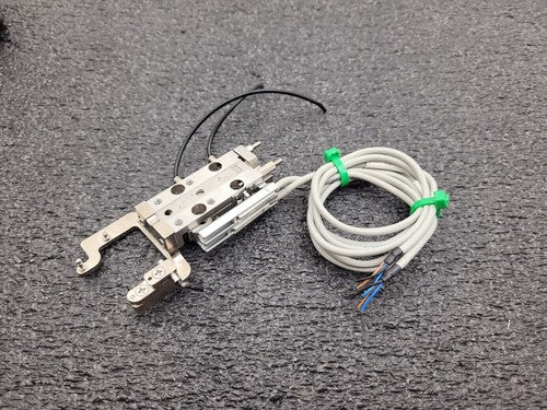 SMC 11-MXJ6-15C Linear Guided Slide Cylinder Table Cleanroom D-M9N Sensors