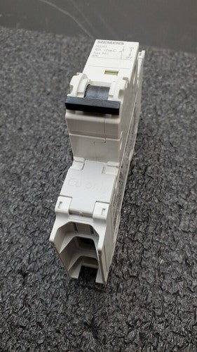 SIEMENS 5SJ4110-7HG41 Circuit Breaker 5SJ41, 10A, 240 V, 50/60Hz Type HSJ 1-Pole