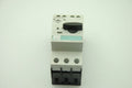 SIEMENS 3RV1021-1AA15, Circuit Breaker - Lot of 3