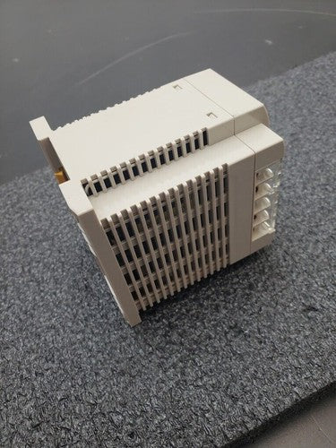 OMRON S82K-03012 DC DIN Rail Mount Power Supply 12VDC 2.5A Out 100-240V 0.9A In
