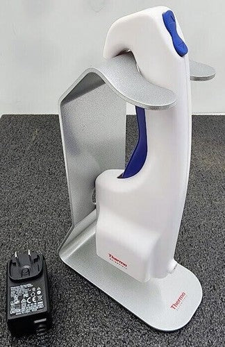 Thermo SCIENTIFIC 4105MAT 8-Channel Decapper for Matrix-Style Vials w/4106 Stand