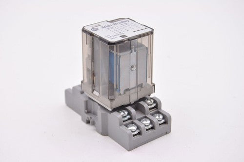 Allen Bradley 700-HB33Z24 Relay 24VDC Coil Voltage