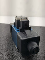 Mannesmann Rexroth 4WE10H40/CW11ON Hydraulic Directional Control Valve 9DA/N