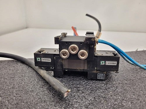 Pneumax Pneumatic Solenoid Manifold 2100.37.10 24VDC 145 PSI OMRB213/1 Valves