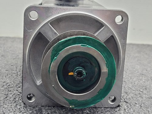 SANYO DENKI AC SERVOMOTOR P5, P50B08100DXS27 / PZ0A050AME1S00 Servo Amplifier PZ