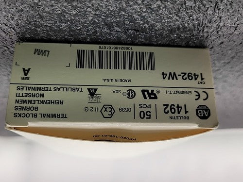 Allen Bradley 1492-W4 Terminal Blocks Feed Through Space Saver Lot of 50