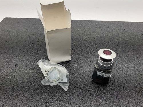 Allen Bradley 800T-FXP16RA1 Illuminated Push Button Red 2 Position Push Pull