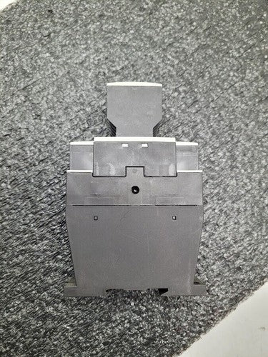 Eaton DIL M32-01 XTCE032C01 Contactor w/ DIL M32-XHI22 Auxiliary 24VDC Coil