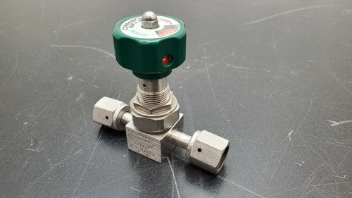 NUPRO 6LV-DAFR4-P-GR Manual Stainless Steel On/Off Gas Valve 1/4" VCR
