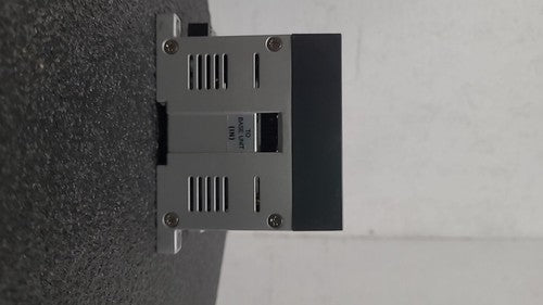 IDEC FA-1 PFA-1T081 8-Point DC Output Module Industrial Automation Unit Lot of 3