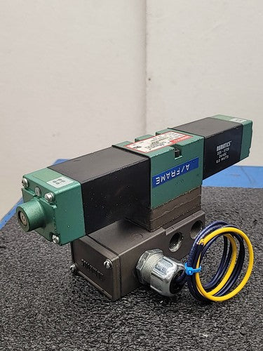 Numatics 153SS43CM Pneumatic Solenoid Valve Mark I Double Direct 24VDC