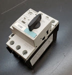 SIEMENS SIRIUS 3RV1021-4BA10 Circuit Breaker w/ 3RV1901-1A Auxiliary Contact