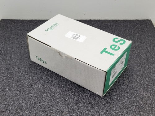 SCHNEIDER ELECTRIC DF223NC 4 FUSE HOLDER 22x58mm Fuses DIN Rail Mount