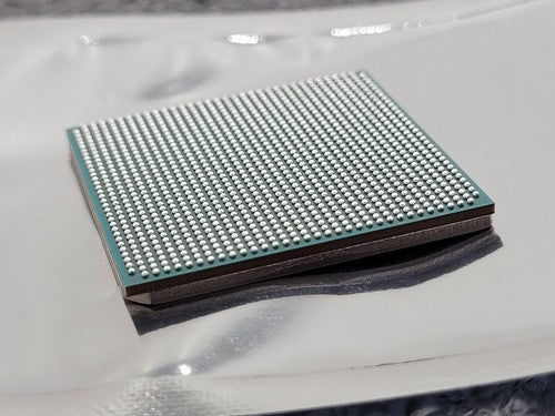Dual ARM Cortex-A9 MPCore with CoreSight System On Chip (SOC) IC Arria 10 SX FPG