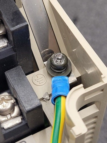 Yaskawa ServoPack Servo Motor Drive SGDB-05VD 1/2HP SCM Tech 80