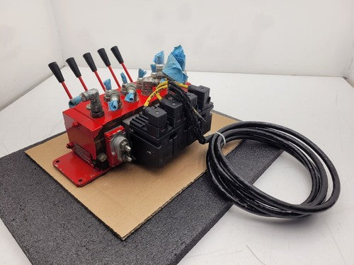 Norcan Proportional 5x Valve Block with 4x Solenoid Controls Manual Lever