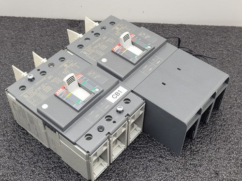 Lot of 2 ABB SACE TMAX XT3N  225 Circuit Breaker