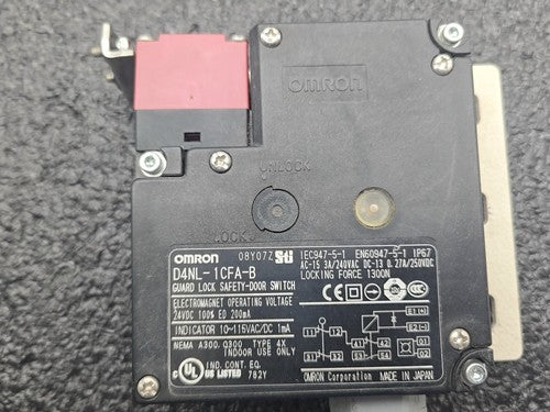 Omron D4NL-1CFA-B Guard Lock Safety Door Switch 24VDC Solenoid Release Lot of 2