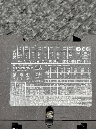 Eaton DIL M32-01 XTCE032C01 Contactor w/ DIL M32-XHI22 Auxiliary 24VDC Coil