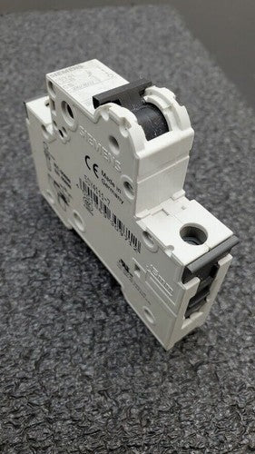 SIEMENS 5SY41 MCB C5 Single Pole CIRCUIT BREAKER / 5SY4111-7 / ~230-400V / 5A