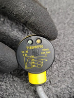 Banner T18SP6FF50 32470 EZ-Beam Photoelectric Sensor Fixed Field PNP 50mm Wired