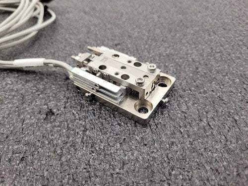 SMC 11-MXJ4L-5CP Guided Slide Cylinder Table 2x D-M9N Sensors