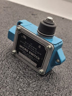 Honeywell Micro Switch BAF1 Limit Switch 20A SPDT Top Plunger Actuator Blue