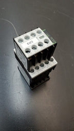 SIEMENS SIRIUS 3RH1140-1BB40 Contactor E05 w/ 3RH1911-1GA31 Auxiliary Contact